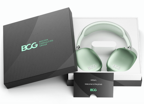 Apple AirPods Max Gift Set